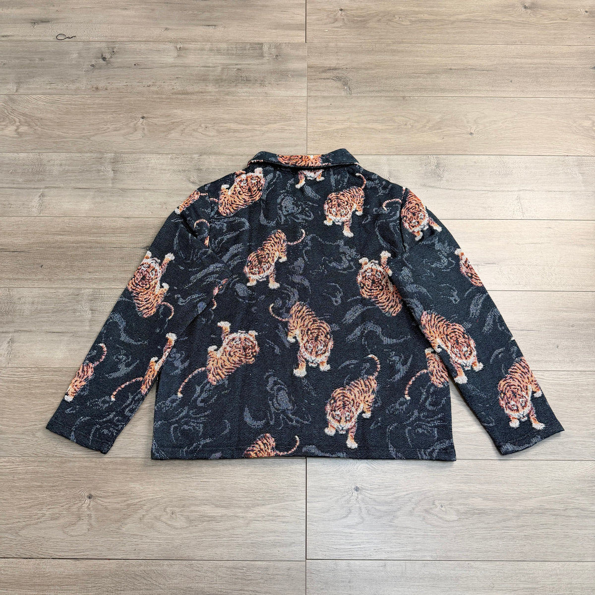 TIGER PRINT TAPESTRY JACKET