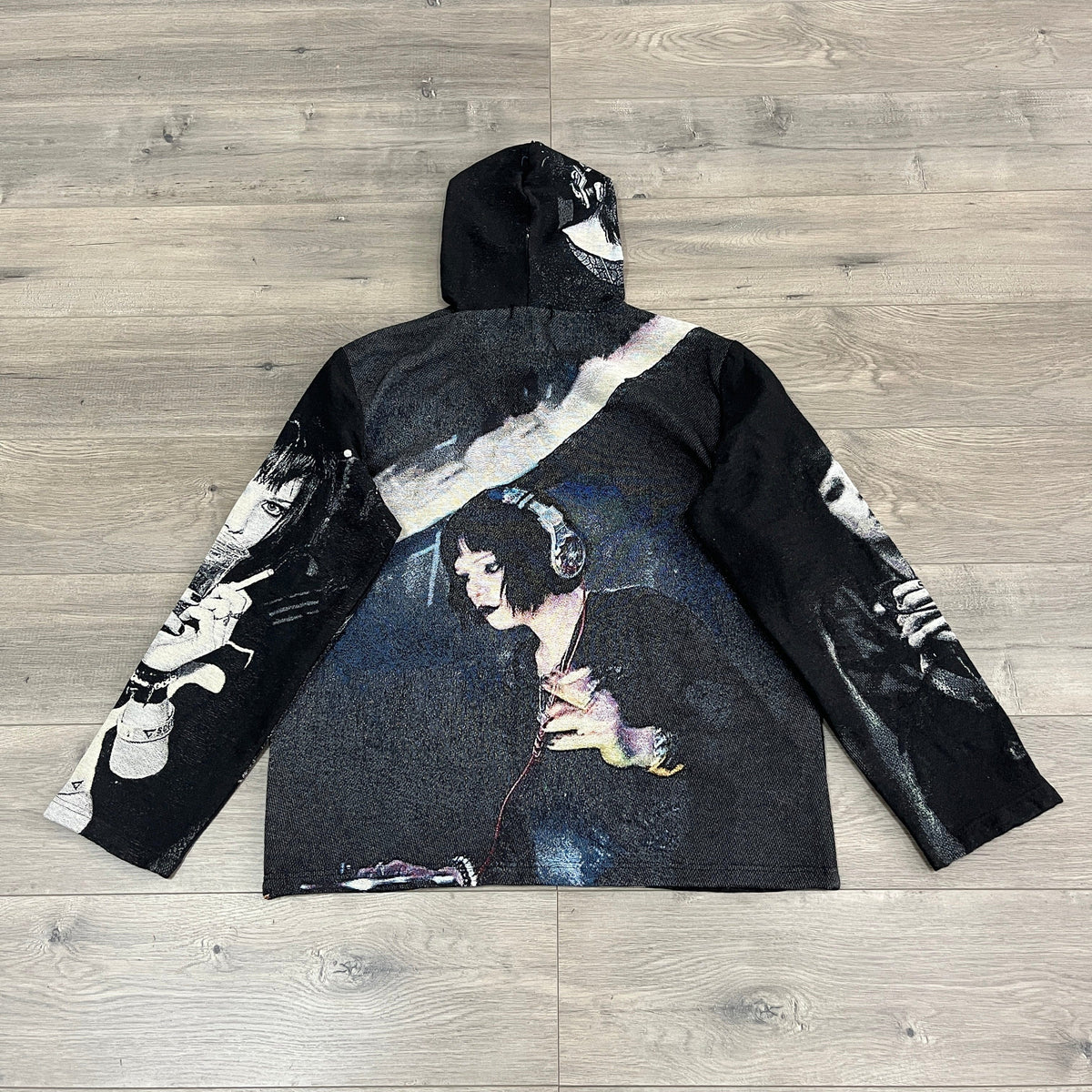 ALICE TAPESTRY HOODIE