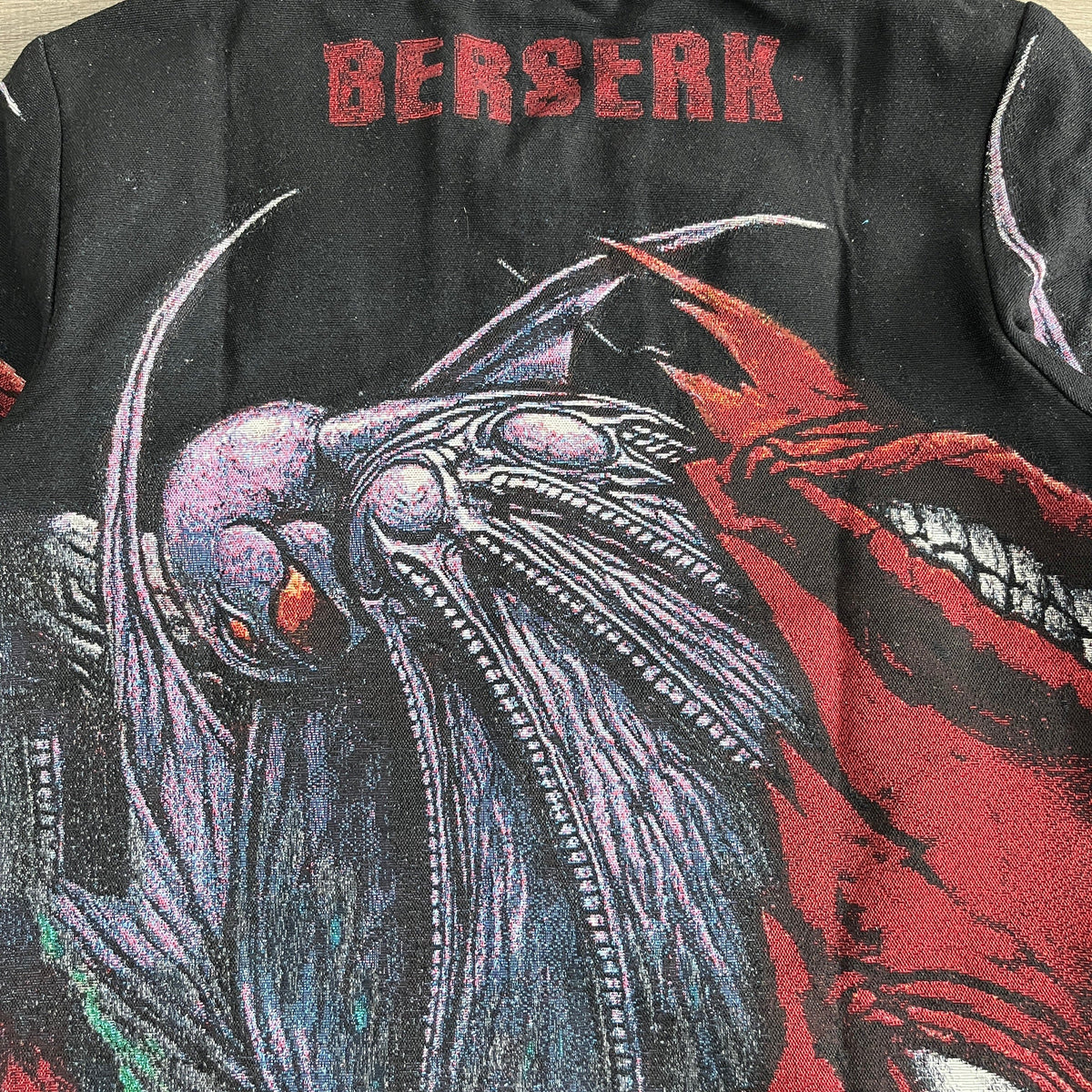 BERSERK FEMTO TAPESTRY TEE