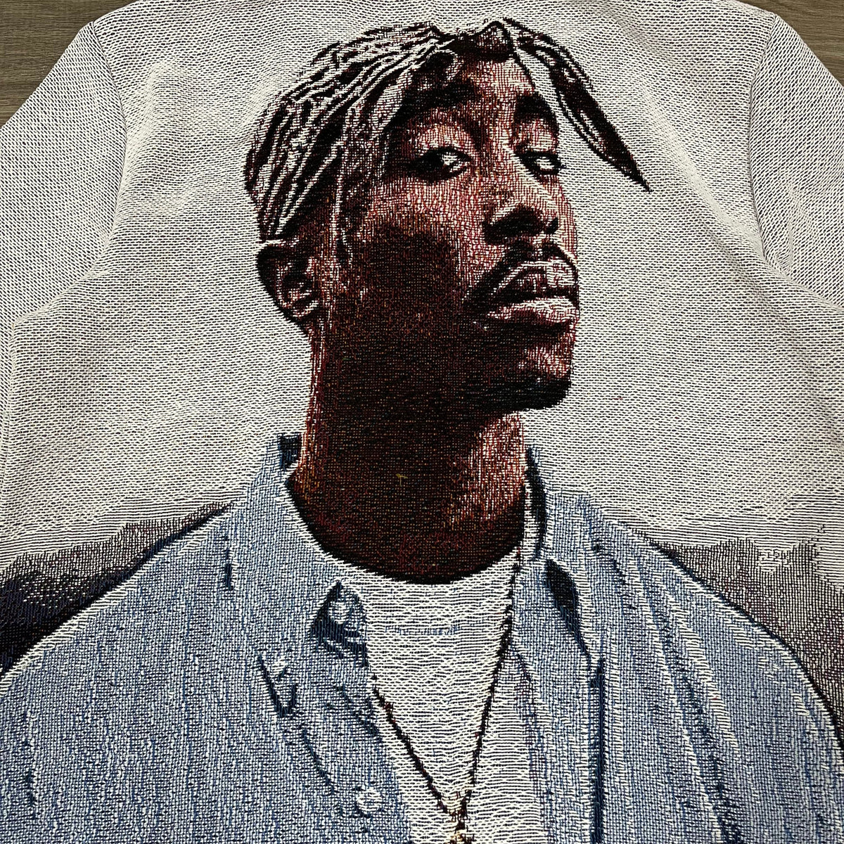 BLUE 2PAC TAPESTRY TEE