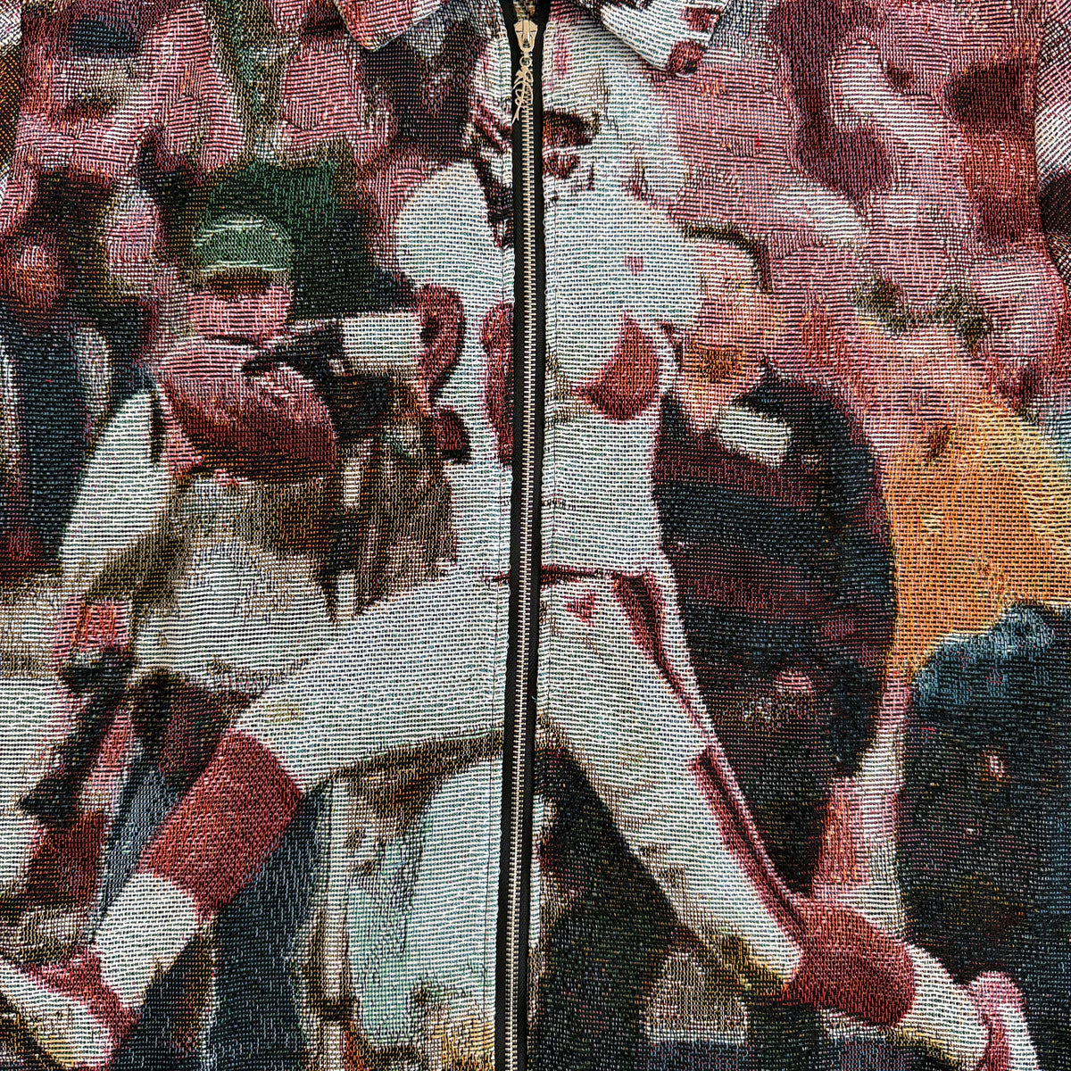 DEION TAPESTRY TEE