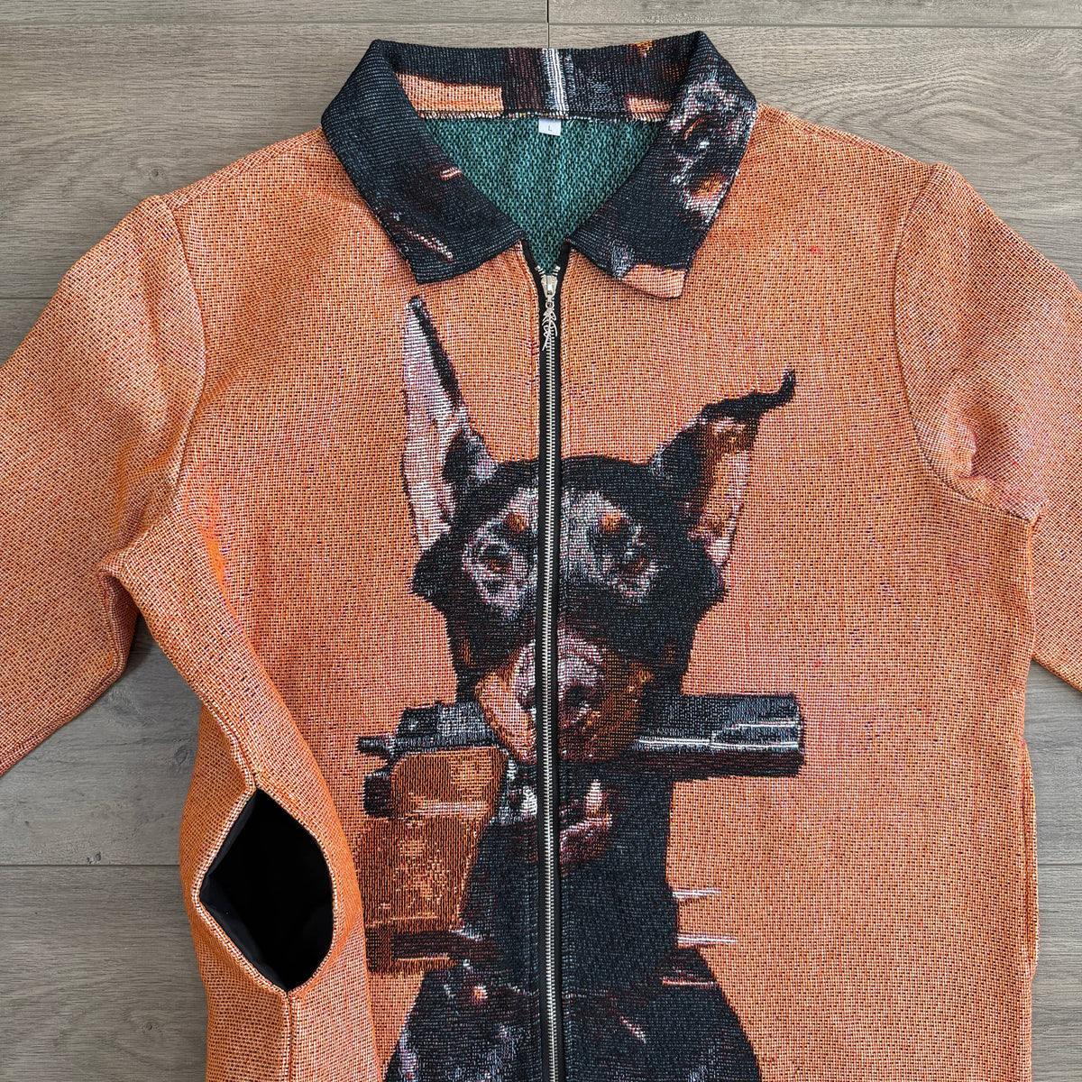 DOBERMANN TAPESTRY TEE
