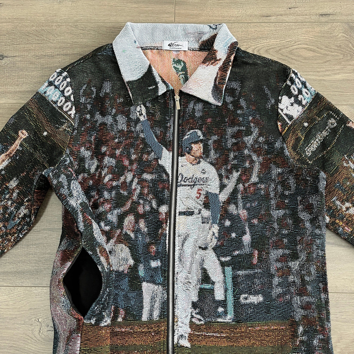 FREDDIE TAPESTRY TEE