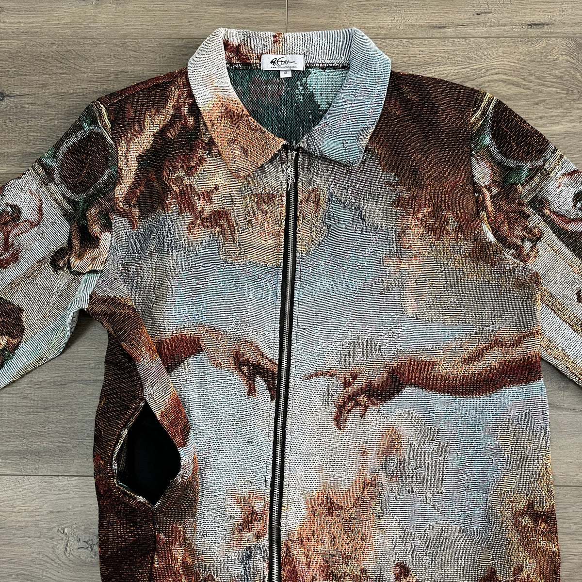 HEAVEN TAPESTRY TEE