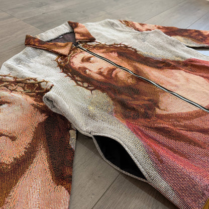 JESUS V2 TAPESTRY TEE