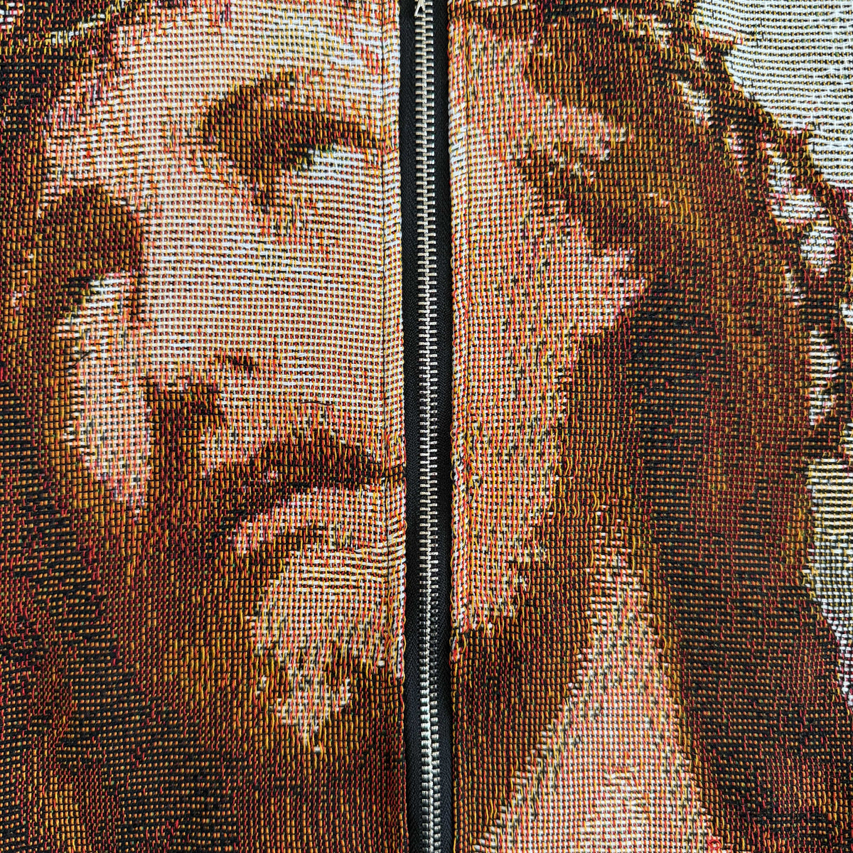 JESUS V2 TAPESTRY TEE