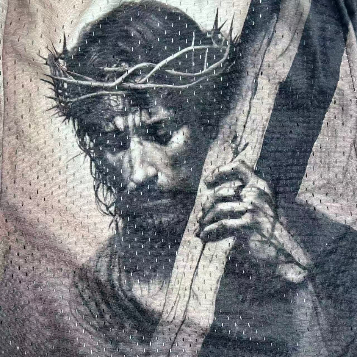 JESUS V3 MESH SHORTS-8752