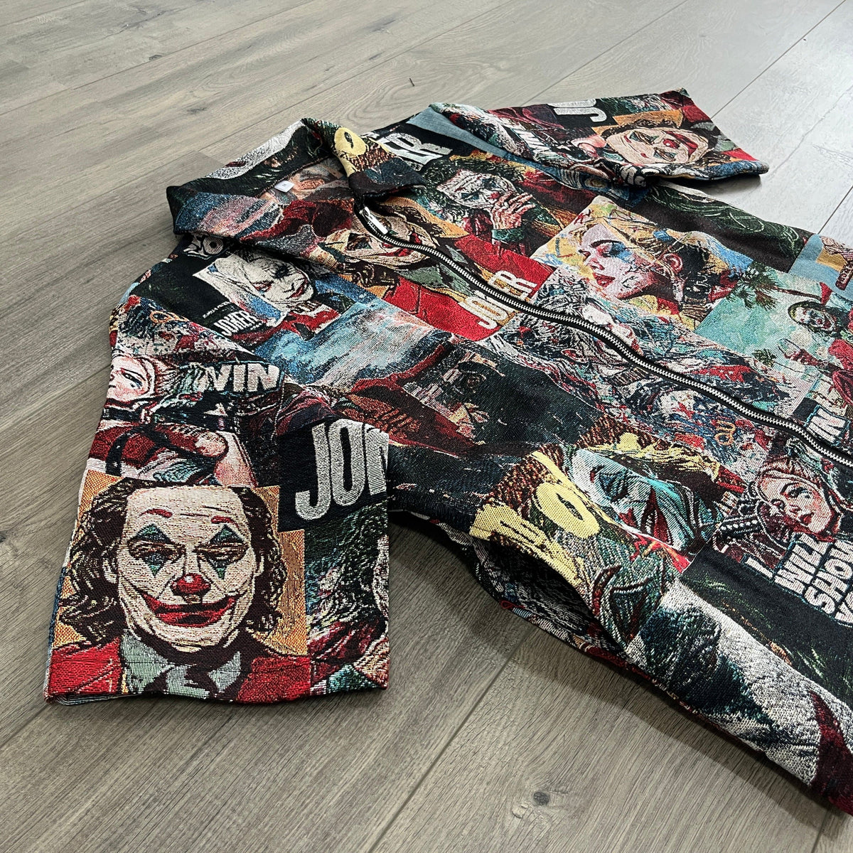 JOKER&QUINN TAPESTRY TEE