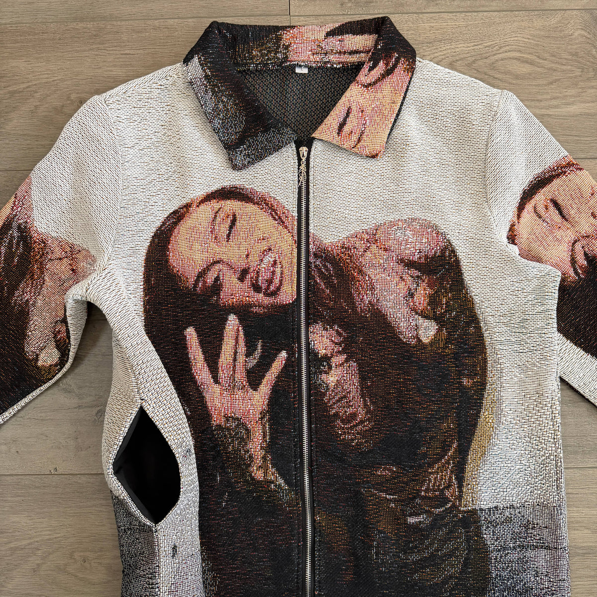 KEHLANI V3 TAPESTRY TEE