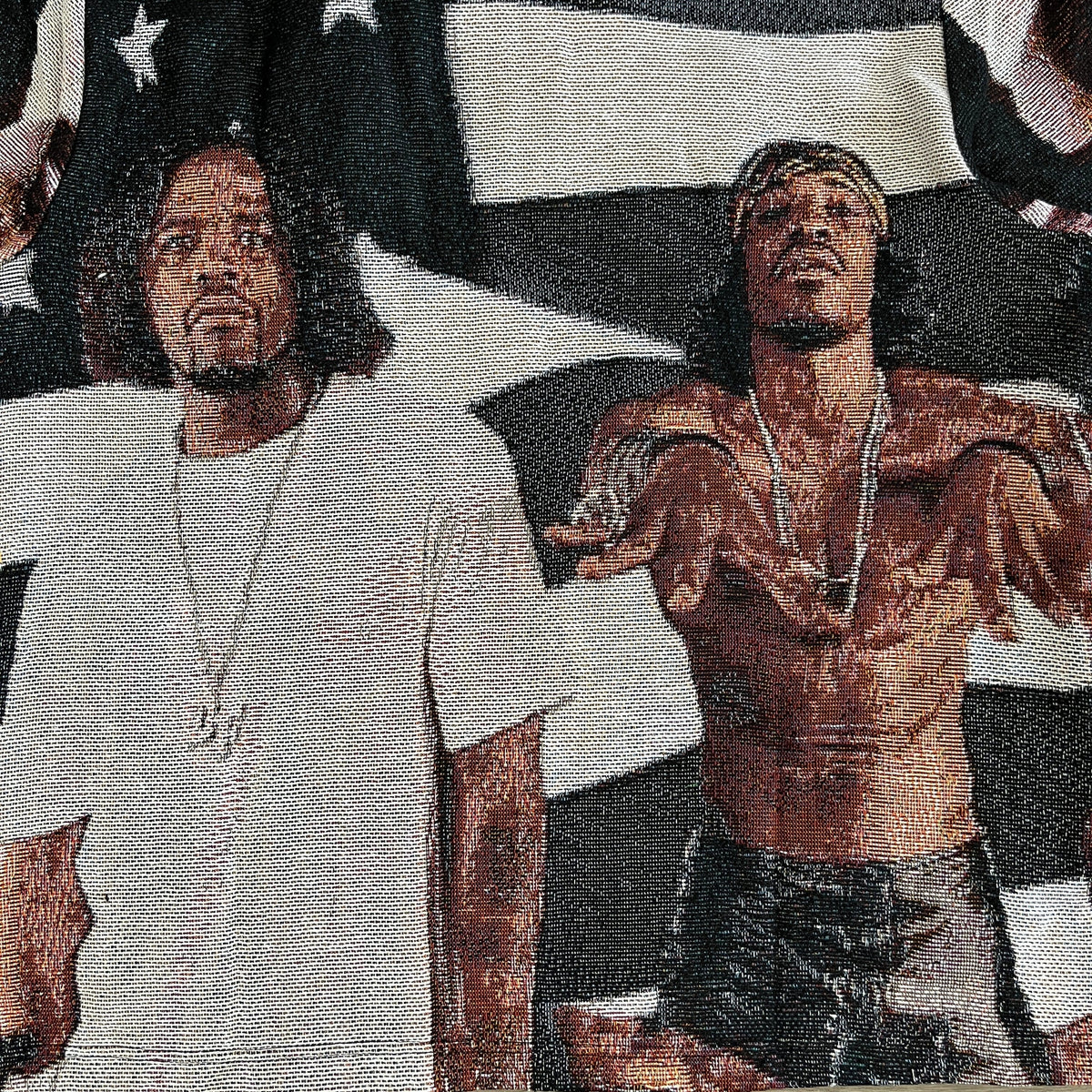 OUTKAST TAPESTRY TEE