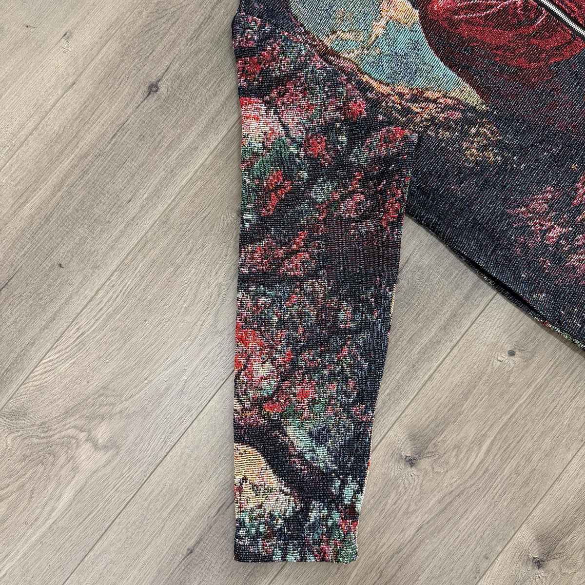 SAVIOR IN THE SAKURA TAPESTRY JACKET