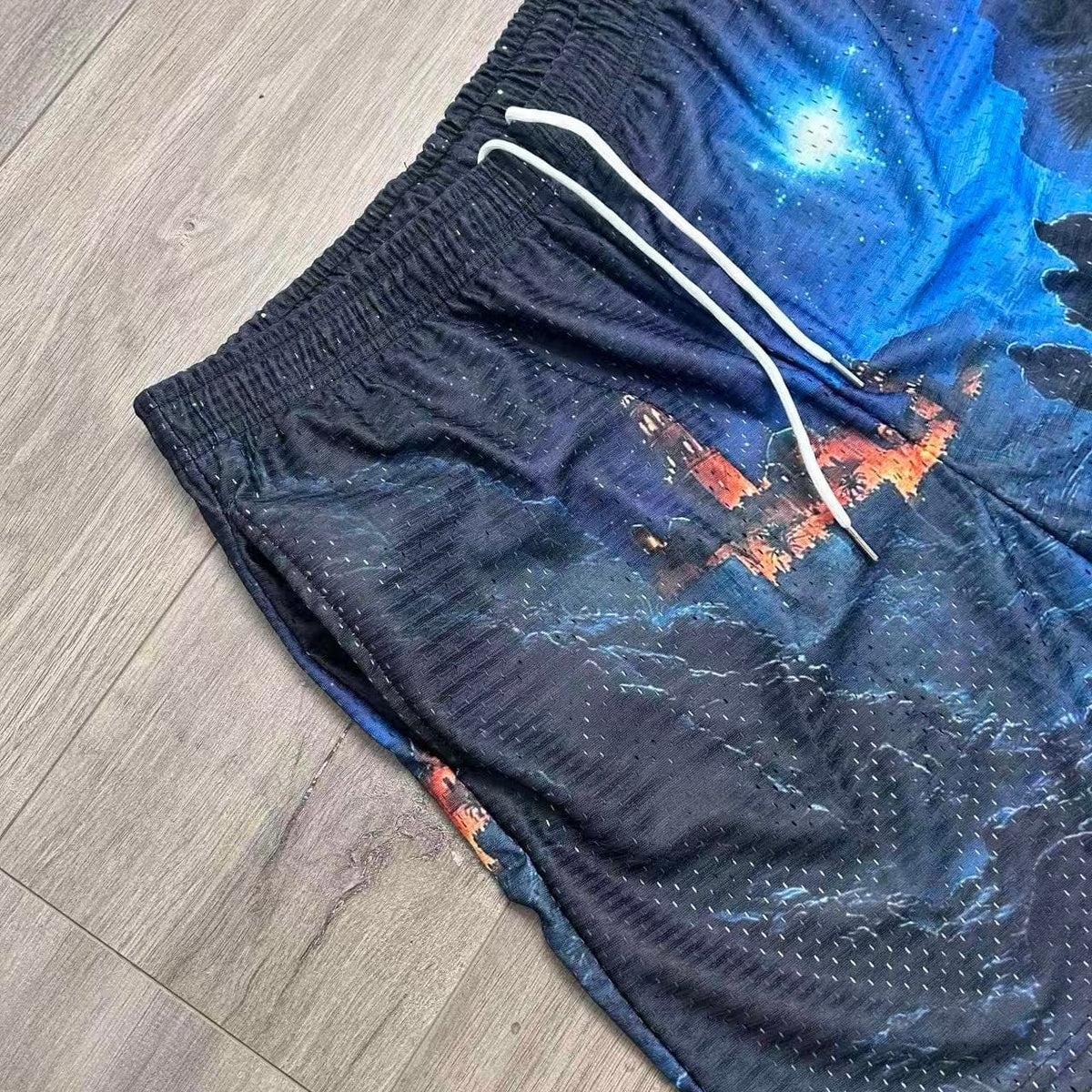 THREE WISE MEN MESH SHORTS-8764