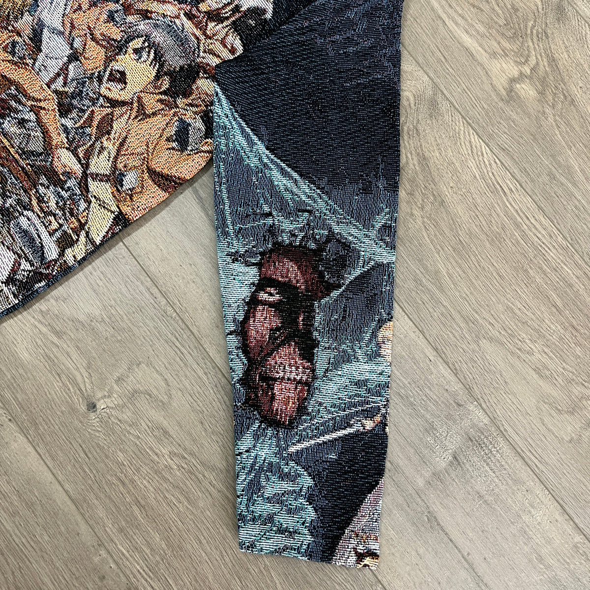 TITAN V2 TAPESTRY JACKET